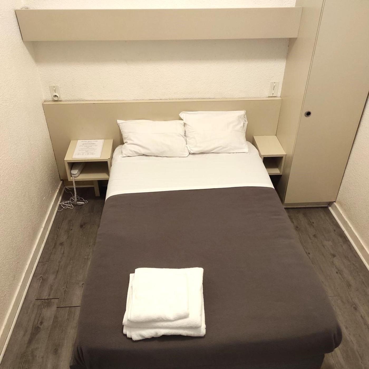 Hotel De La Gare 2*